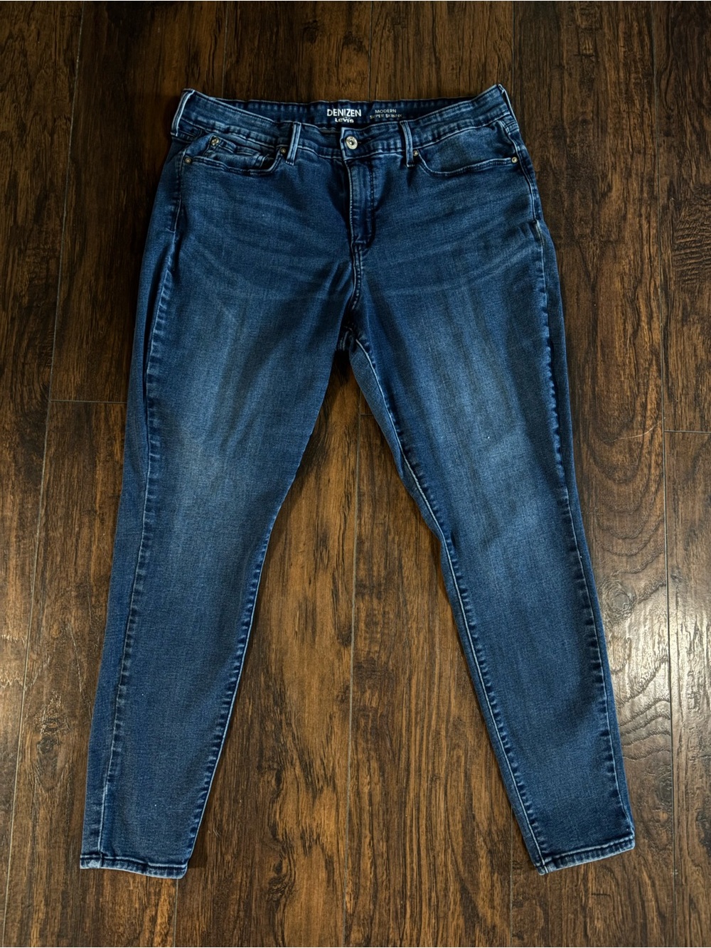 Size 18 Denizen from Levi's Women's Dark Blue Slim Jeans